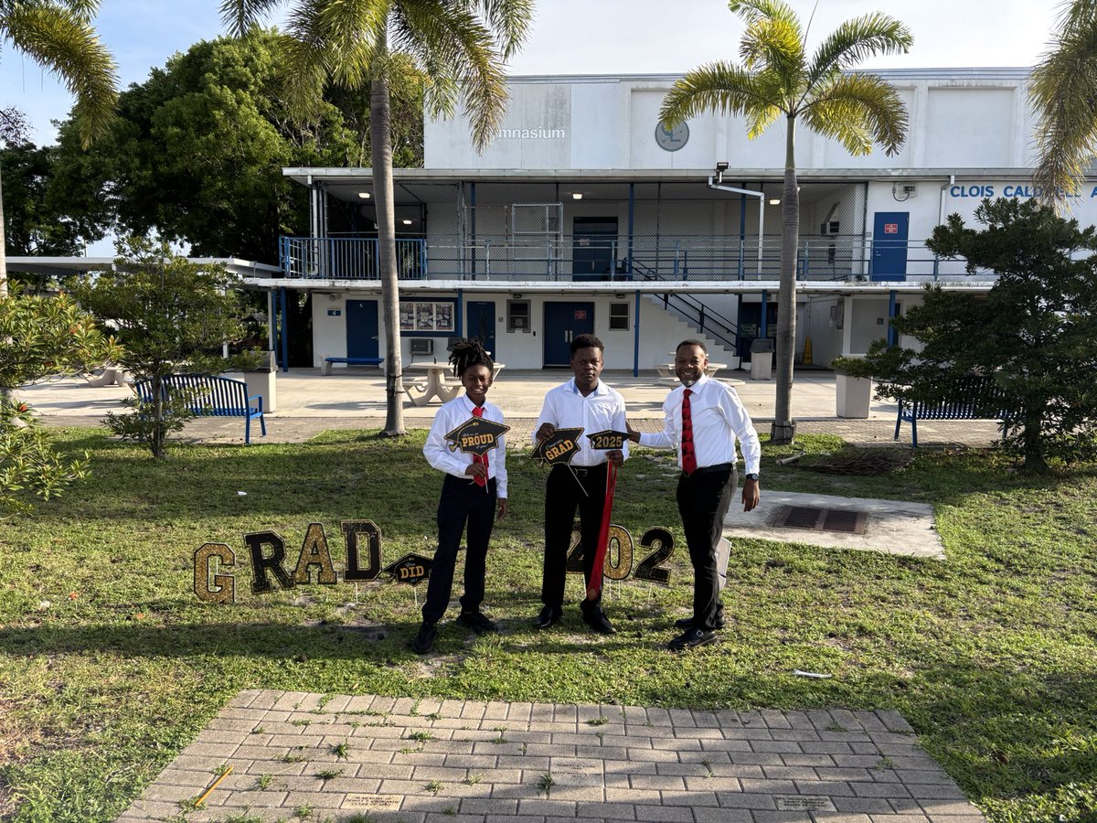 Ryan Atwood (@atwoodprincipal) on Twitter photo This morning, we had the pleasure of celebrating our <a href="/SunriseFalcons/">Sunrise Middle School</a> class of 2025. As Ms. Austin shared, this group didnβt set the bar, they became the bar. They have left their mark on Sunrise Middle and are on their way to greatness! <a href="/Ms_AAustin/">ππ. πππππΎπ</a> <a href="/APThaddiusGreen/">DrThaddiusGreen</a> <a href="/JAY_R_SOHN/">Jay Sohn</a> This morning, we had the pleasure of celebrating our <a href="/SunriseFalcons/">Sunrise Middle School</a> class of 2025. As Ms. Austin shared, this group didnβt set the bar, they became the bar. They have left their mark on Sunrise Middle and are on their way to greatness! <a href="/Ms_AAustin/">ππ. πππππΎπ</a> <a href="/APThaddiusGreen/">DrThaddiusGreen</a> <a href="/JAY_R_SOHN/">Jay Sohn</a>