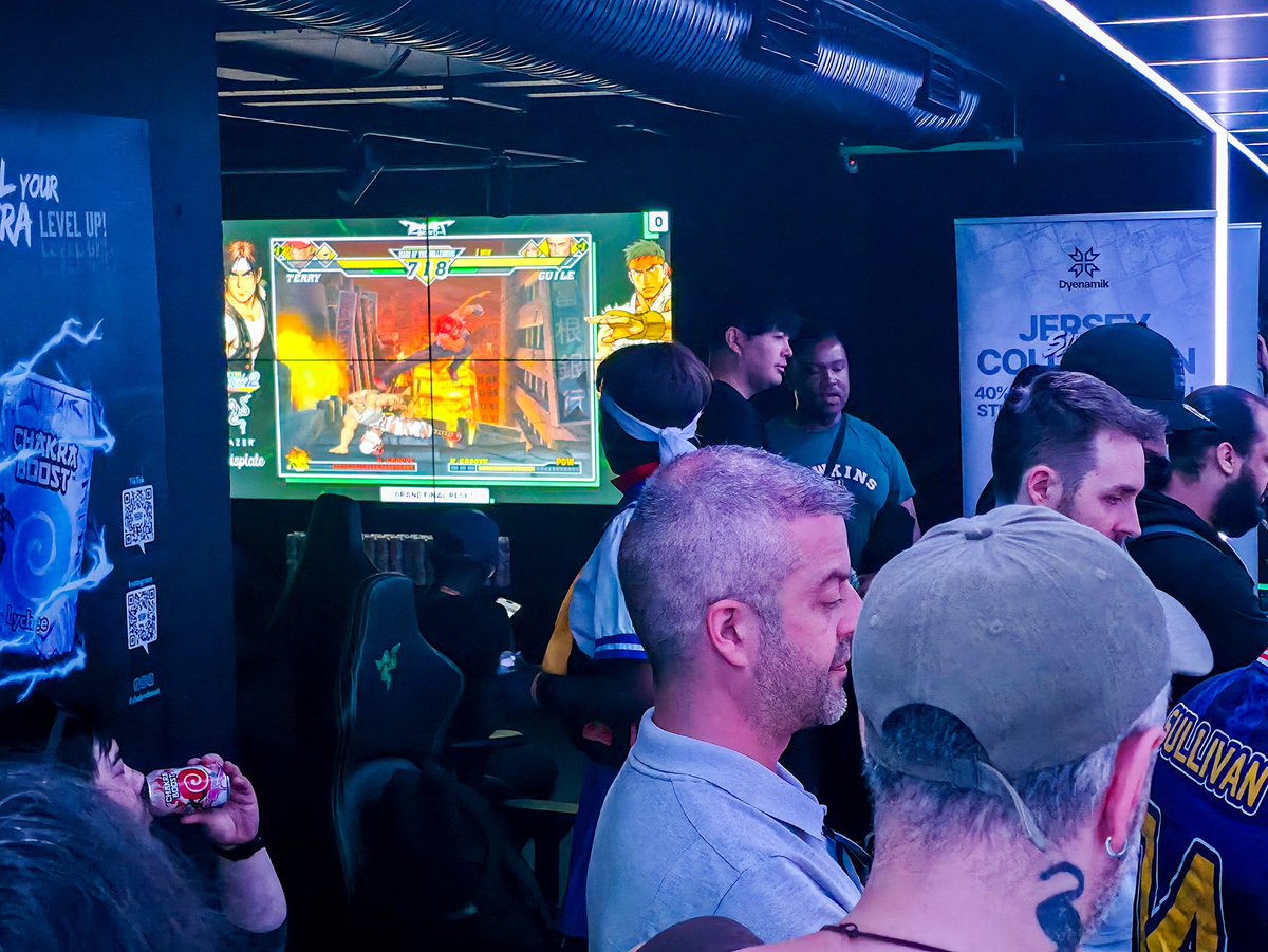 DotterzReloaded's tweet image. Today was a good day! Love to @VPmarcUK, @RichDragonSF and @CapcomEurope for the tornaments!

We finally got Power Stone back! Capcom vs SNK 2 is a cult classic. Project Justice is a gem!

📍@RazerStore

#CapcomFightingCollection2
#BracketReset #PowerStone2 #CapcomvsSNK2
