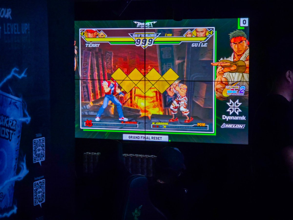 DotterzReloaded's tweet image. Today was a good day! Love to @VPmarcUK, @RichDragonSF and @CapcomEurope for the tornaments!

We finally got Power Stone back! Capcom vs SNK 2 is a cult classic. Project Justice is a gem!

📍@RazerStore

#CapcomFightingCollection2
#BracketReset #PowerStone2 #CapcomvsSNK2