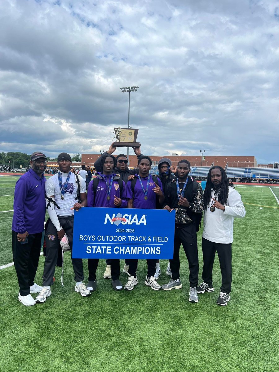 Will Hickson (@camdenpantherad) on Twitter photo ๐จ๐จSTATE CHAMPIONS ๐จ๐จ๐ฅ๐
Congrats! ๐๐ ๐๐ฟโโ๏ธ๐จ<a href="/Coach_Diggs/">Coach Diggs</a> <a href="/CmdPanther1/">Rob Hinson</a> ๐จ๐จSTATE CHAMPIONS ๐จ๐จ๐ฅ๐
Congrats! ๐๐ ๐๐ฟโโ๏ธ๐จ<a href="/Coach_Diggs/">Coach Diggs</a> <a href="/CmdPanther1/">Rob Hinson</a>