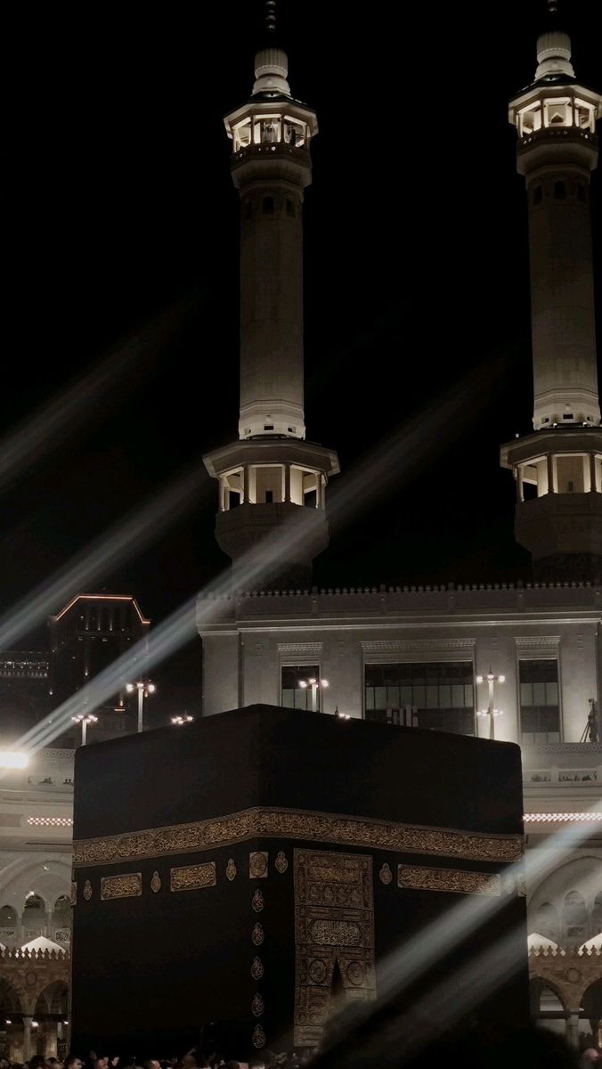 بِسْــــــــــمِ ﷲِالرَّحْمٰنِ الرَّحِيمِ

Ey Rabbimiz
Biz kendimize zulüm ettik
Eğer bizi bağışlamaz ve 
Bize acımazsan mutlaka 
Ziyan edenlerden oluruz

[Araf-23

#geceyebirayet 🤲🕋