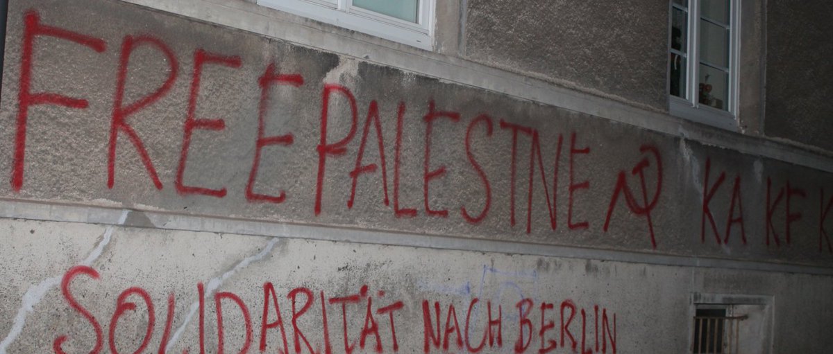 komaufbau's tweet image. #Solidarität mit allen Genoss:innen die wegen ihrem Protest gegen den Völkermord in Palästina von #Repression betroffen sind! #FreePalastine