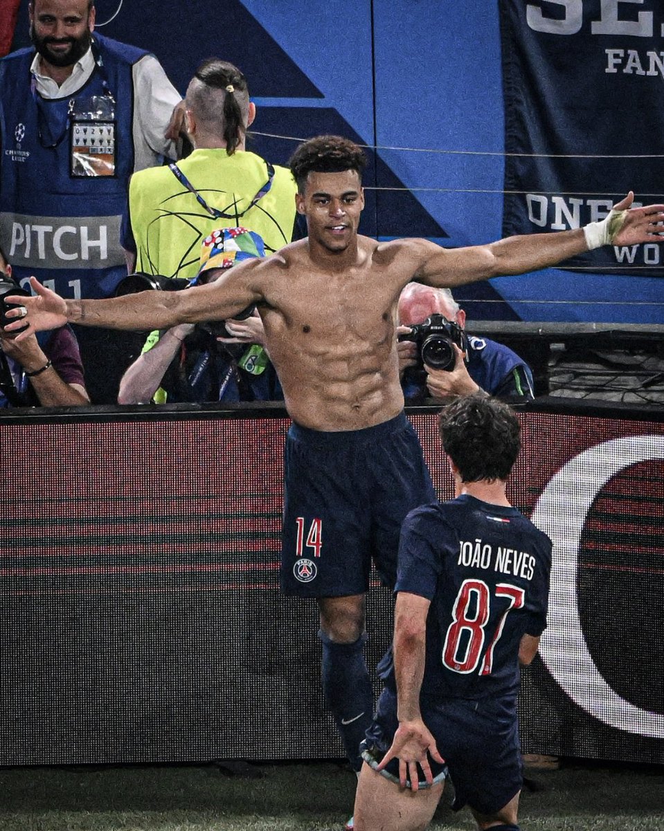 DESIRE DOUE WITH TWO GOALS AND AN ASSIST IN THE UCL FINAL! 3-0 PSG!

A HISTORIC, WORLD CLASS PERFORMANCE FROM THE 19-YEAR-OLD 😱