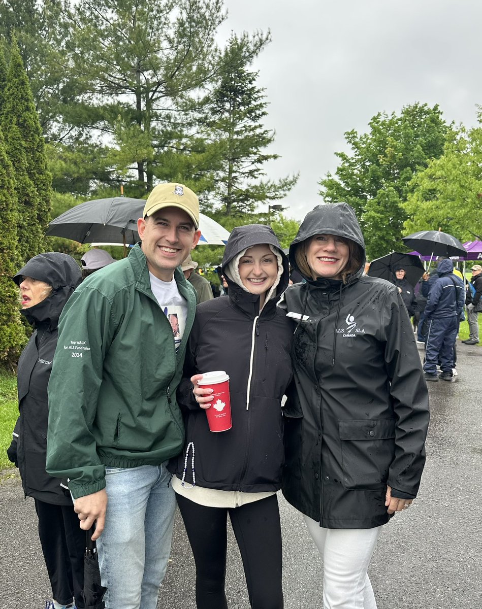No trip to #Ottawa would be complete without a stop at Brian Parsons Park. Remembering an incredible, tireless, and relentless ALS advocate. More special for seeing Emily &amp; Austin this morning at the <a href="/ALSCanada/">ALS Canada</a> Walk to End ALS this morning. 💜