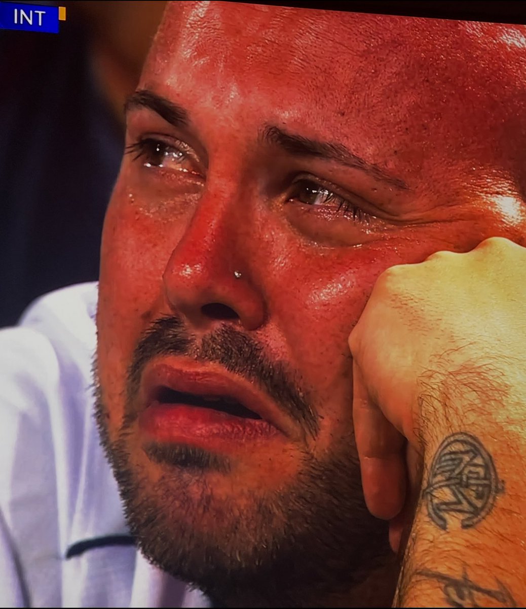 I’m here for this all day 💉 💉 💉