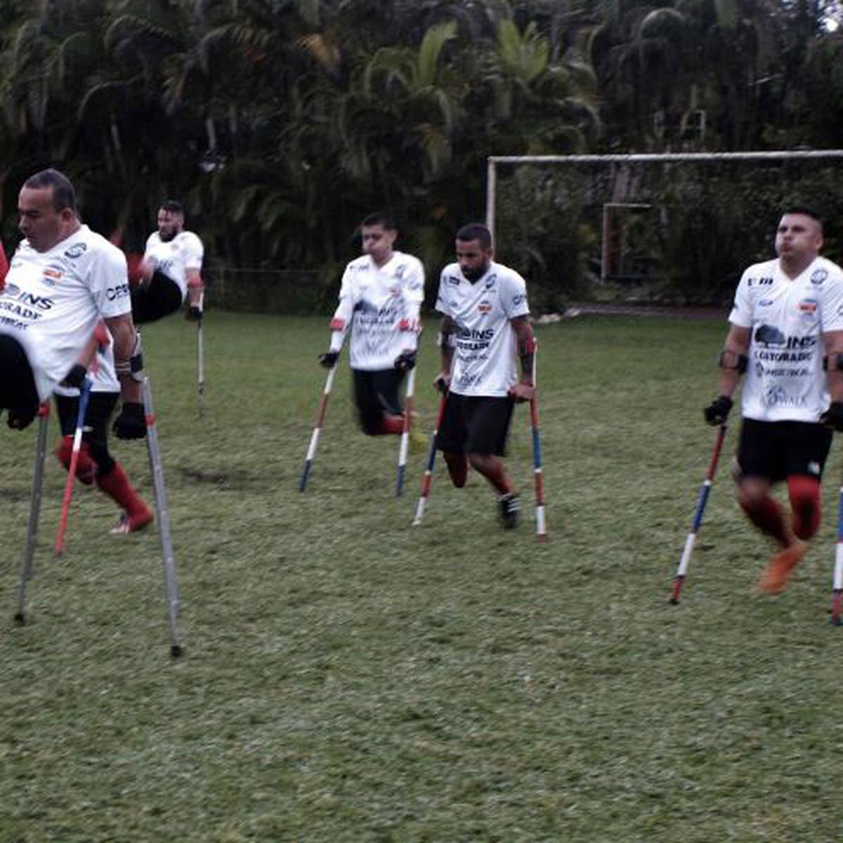 Elcompadrej's tweet photo. Literalmente el Inter en todo el partido https://t.co/egE3WhtC7f
