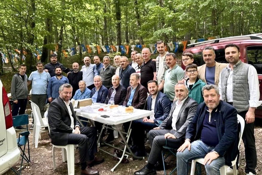 Hasan Tahsin USTA (@htahsinusta) on Twitter photo Gaziosmanpaşa teşkilatımızın düzenlediği piknikte,
Ak Parti Genel Başkan Yardımcısı sn. <a href="/mustafademir/">Mustafa Demir 🇹🇷</a> , Ak Parti İl Başkanı sn. <a href="/abdullahozdemir/">Abdullah Özdemir</a> , Milletvekili sn. <a href="/avademyildirim/">Adem YILDIRIM</a> ve AK PARTİ ailesi ile bir araya geldik.Emeği geçen ve katılım sağlayan herkese teşekkür ederim. Gaziosmanpaşa teşkilatımızın düzenlediği piknikte,
Ak Parti Genel Başkan Yardımcısı sn. <a href="/mustafademir/">Mustafa Demir 🇹🇷</a> , Ak Parti İl Başkanı sn. <a href="/abdullahozdemir/">Abdullah Özdemir</a> , Milletvekili sn. <a href="/avademyildirim/">Adem YILDIRIM</a> ve AK PARTİ ailesi ile bir araya geldik.Emeği geçen ve katılım sağlayan herkese teşekkür ederim.