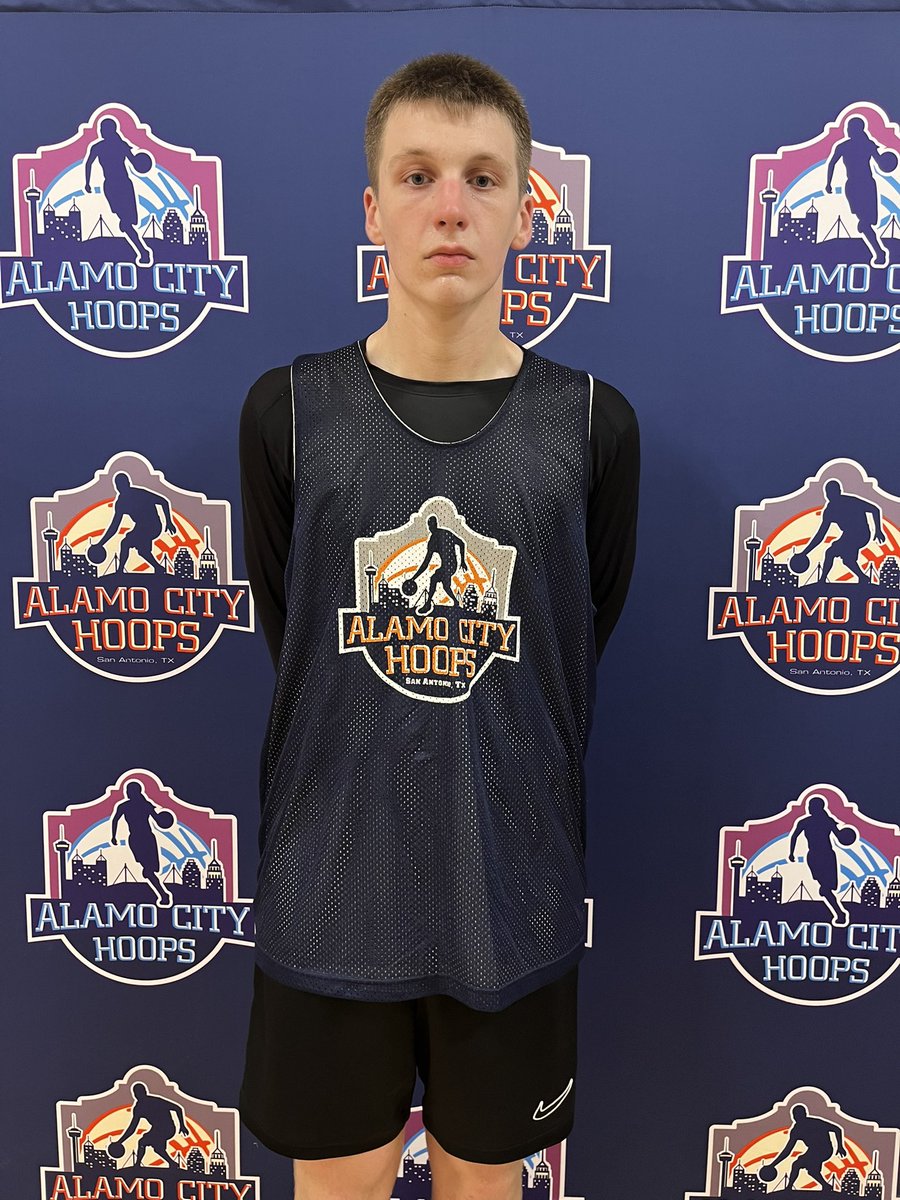 Jewlz💎 (@jewlzonthemic) on Twitter photo 🚨HS ELITE COMBINE STANDOUTS🚨
Versatile-skilled big man <a href="/hurst_hagen/">Hagen Hurst</a>
-6’9
-Nice footwork in post
-Ability to initiate offense from perimeter
-Court vision to dime up cutters
-Nice touch from mid range
<a href="/AlamoCityHoops1/">Alamo City Hoops</a> <a href="/OConnorHoops/">O'Connor Basketball</a> 🚨HS ELITE COMBINE STANDOUTS🚨
Versatile-skilled big man <a href="/hurst_hagen/">Hagen Hurst</a>
-6’9
-Nice footwork in post
-Ability to initiate offense from perimeter
-Court vision to dime up cutters
-Nice touch from mid range
<a href="/AlamoCityHoops1/">Alamo City Hoops</a> <a href="/OConnorHoops/">O'Connor Basketball</a>