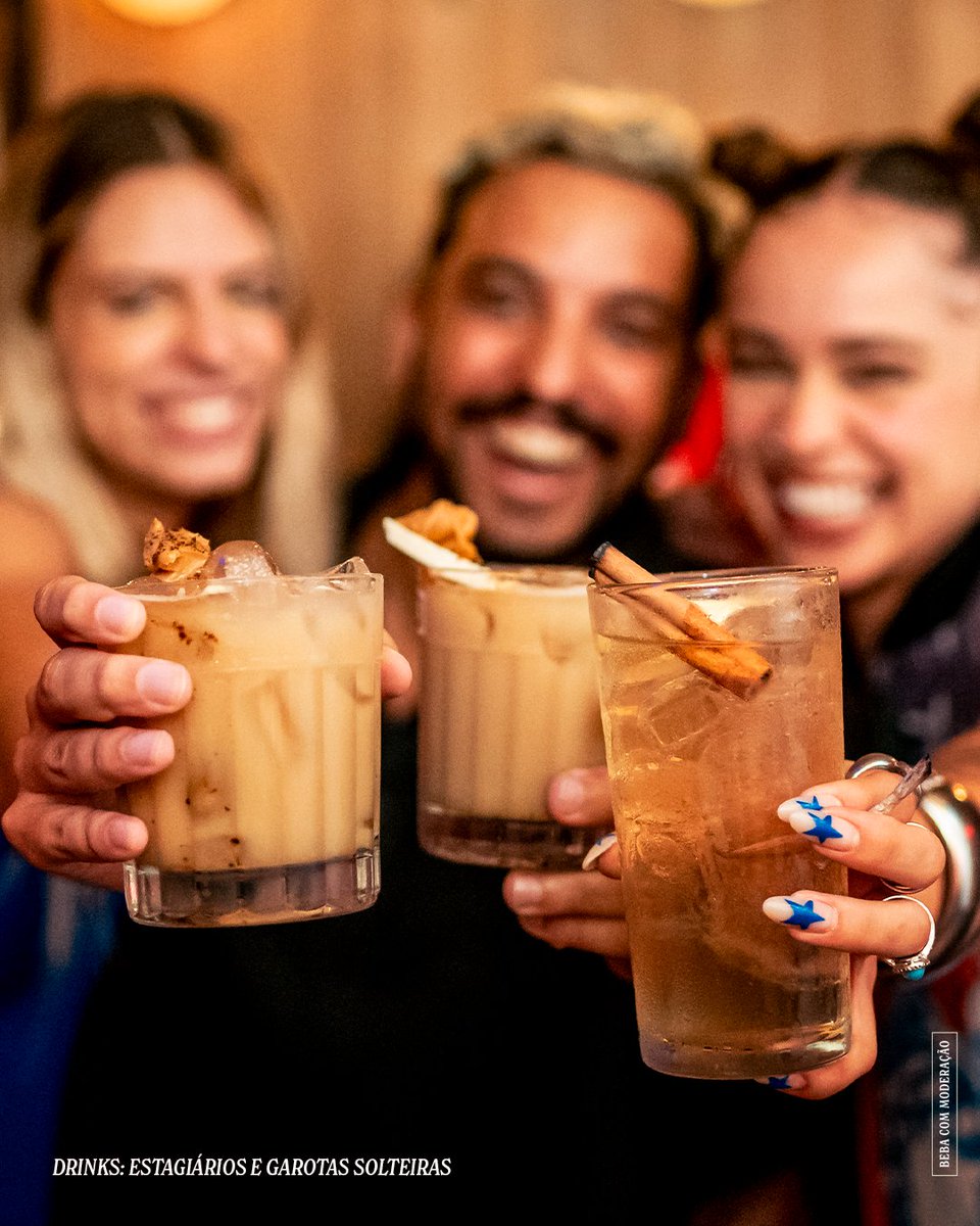 É sorriso largo, passinho solto, gargalhada no ar…
É bom demais viver tudo que a Mascate proporciona. 🍻
Marque aquele @  e venha viver esses momentos com a gente!
