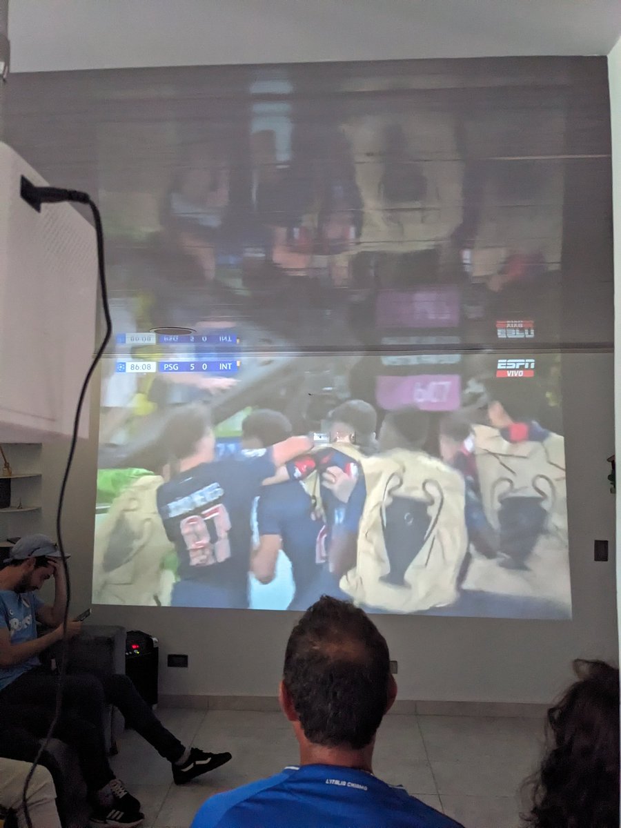 cotcot_codec's tweet image. La watchparty depuis la Colombie avec tous les supporters de l'Inter Milan