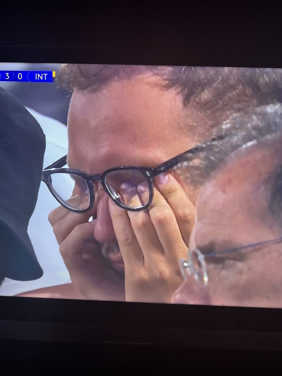 juanito92x's tweet image. E ALLORAAAAAAAAA 

🥁🥁🥁🥁🥁🥁🥁🥁🥁

🥁🥁🥁🥁🥁🥁🥁🥁🥁 

ANDIAMO TUTTI A MONACO 
C'È U TORU CARICOO 

SBUAHAHAHAAHAH

URLIAMOLO TUTTI INSIEME 

CI CREDEVANOOOOO