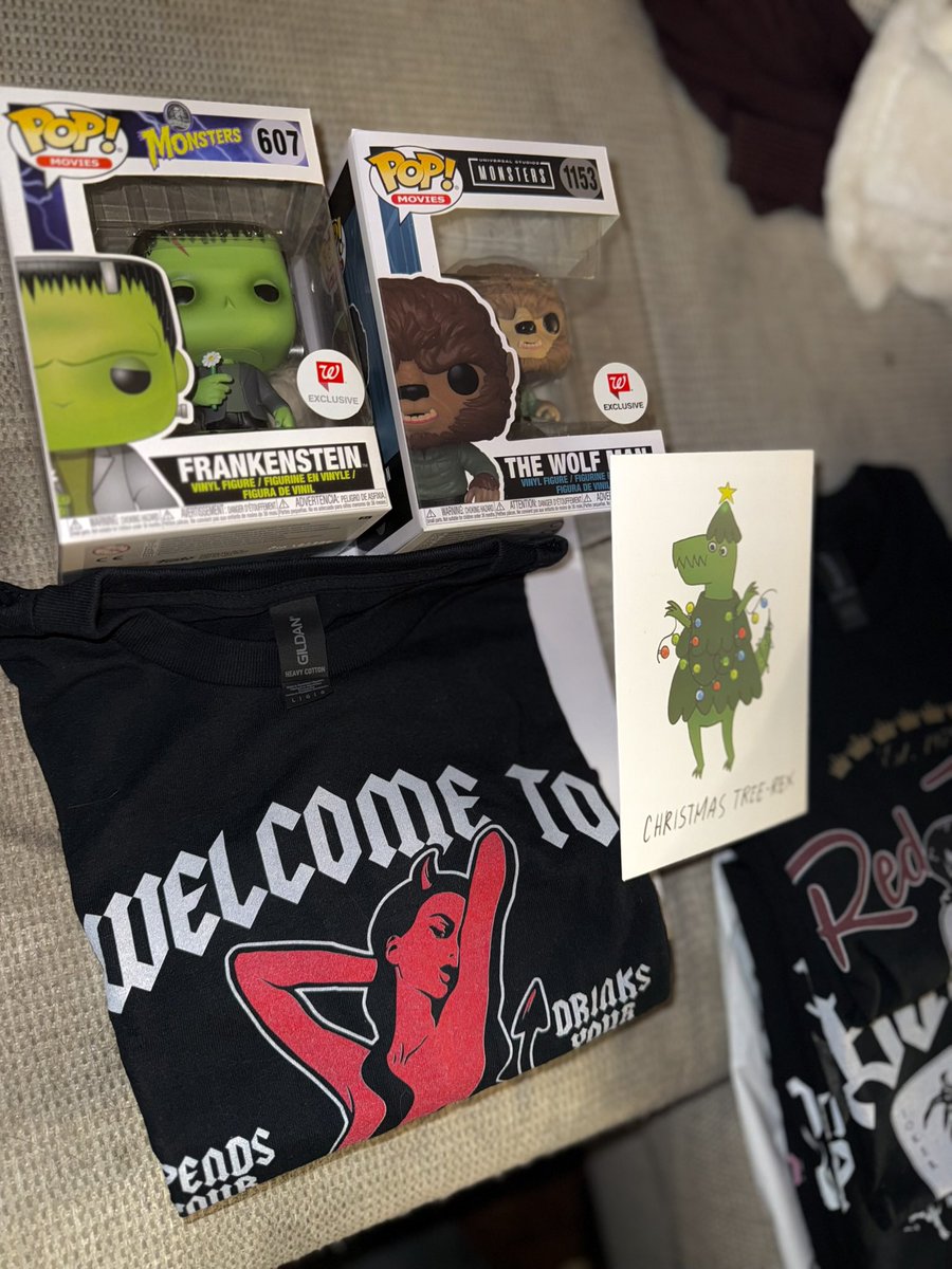 . <a href="/Slash/">Slash</a> in Shekvetili, Georgia yesterday on May 30, 2025 rockin the shirt I gifted him last year when @chloessnakepit &amp; I were fortunate enough to send him presents for Christmas. He’s also wearing the bracelet she got for him! How fkn cool is that?! 

📸- hunter_at_work_ on IG