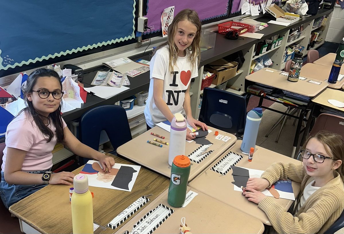 Miss Hood (@central4h) on Twitter photo During NJLSA fourth grade mixed it up in the afternoon and made some “Rev War” crafts to decorate for our upcoming celebration! <a href="/CentralES1/">Central ES</a> <a href="/HaddonSchools/">Haddonfield Schools</a> During NJLSA fourth grade mixed it up in the afternoon and made some “Rev War” crafts to decorate for our upcoming celebration! <a href="/CentralES1/">Central ES</a> <a href="/HaddonSchools/">Haddonfield Schools</a>