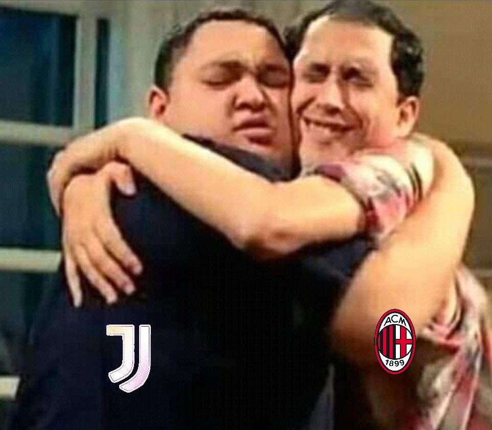 جماهير الميلان تعالو 😂😂😂😂