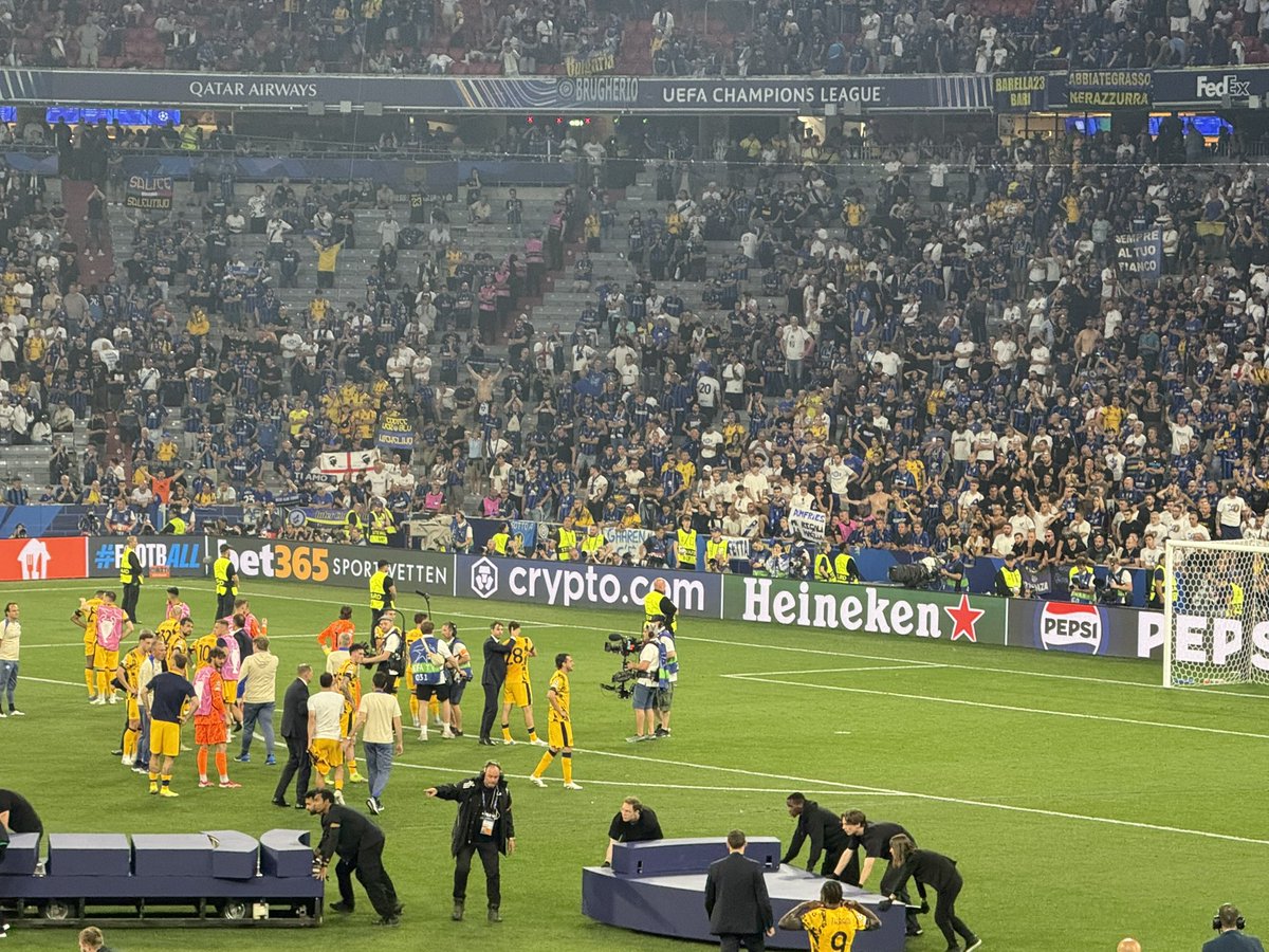 L’Inter impietrita di fronte ai propri tifosi sin dal fischio finale

#PSGInter