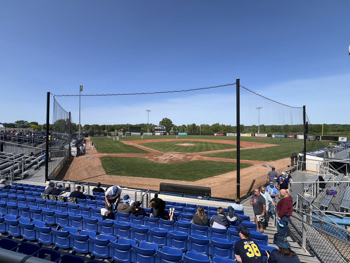 Parker Porrill (@parkergunnin) on Twitter photo Back at beautiful Herr-Baker for some Great Lakes West baseball
<a href="/DockSpiders/">Fond du Lac Dock Spiders</a> look to reach above .500 for the first time this season
Fond du Lac vs Lakeshore in 10 minutes on NWL+
⬇️Game Notes⬇️
shorturl.at/hKraj Back at beautiful Herr-Baker for some Great Lakes West baseball
<a href="/DockSpiders/">Fond du Lac Dock Spiders</a> look to reach above .500 for the first time this season
Fond du Lac vs Lakeshore in 10 minutes on NWL+
⬇️Game Notes⬇️
shorturl.at/hKraj