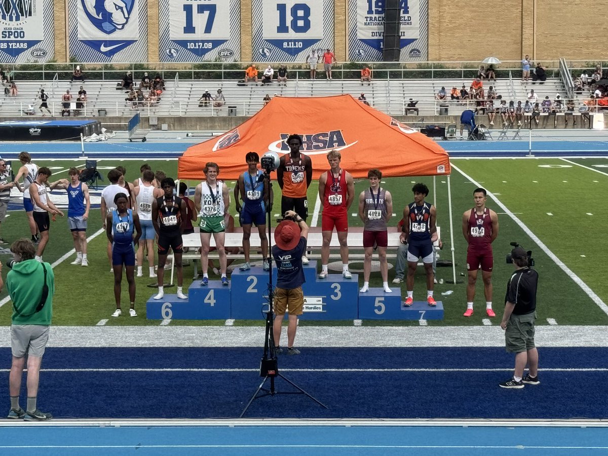 🏅IHSA ALL-STATE🏅

Congratulations to Senior Edward Mumford who finishes as 7th Place &amp; All-State for the 2025 Track &amp; Field Season!

What an incredible career capped with a medal at the podium.

We are so proud of you Edward!

🔵🟠🐺🔵🟠
#DRIVENTOCOMPETE #TOGETHER