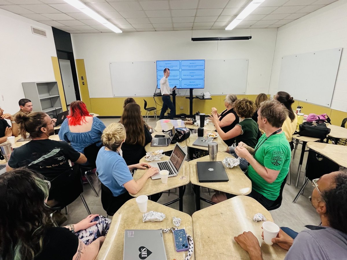 International High School, Austin ISD tweet media