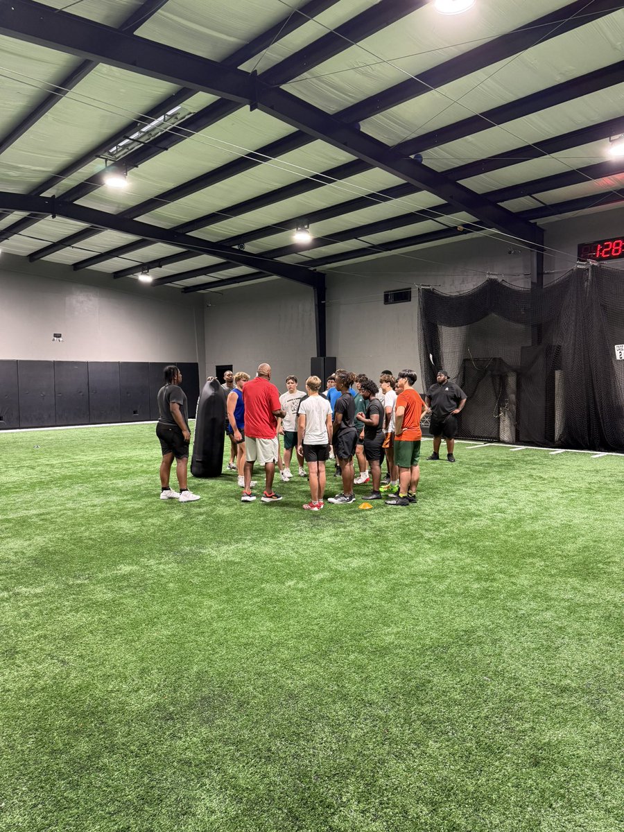 CJ Recruiting + NIL (@cjrecruiting2) on Twitter photo Thanks to <a href="/coachkwag/">Keith Wagner</a> and Coach Zim for invite today to Trench Tune Up. Saw a lot of good promising players. Great seeing BIGTIME <a href="/Perroni247/">Brian Perroni</a> today. I trust his eyes and love listening to all the stories of all the players he’s covered. Good luck to all the young men. Thanks to <a href="/coachkwag/">Keith Wagner</a> and Coach Zim for invite today to Trench Tune Up. Saw a lot of good promising players. Great seeing BIGTIME <a href="/Perroni247/">Brian Perroni</a> today. I trust his eyes and love listening to all the stories of all the players he’s covered. Good luck to all the young men.