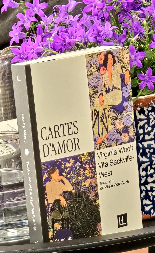 Carme Fenoll (@carmefenoll) on Twitter photo 📩 Amor, correspondència i dues veus eternes: Virginia Woolf i Vita Sackville-West. Tarda de preestiu a <a href="/llibreriavitela/">Llibreria Vitel·la</a> amb <a href="/elageminada/">Roser</a>, <a href="/vidalconte/">Mireia Vidal-Conte ✍🏼🌊</a> i M. Àngels Cabré (<a href="/OCGenere/">Observatori Cultural</a>). 📩 Amor, correspondència i dues veus eternes: Virginia Woolf i Vita Sackville-West. Tarda de preestiu a <a href="/llibreriavitela/">Llibreria Vitel·la</a> amb <a href="/elageminada/">Roser</a>, <a href="/vidalconte/">Mireia Vidal-Conte ✍🏼🌊</a> i M. Àngels Cabré (<a href="/OCGenere/">Observatori Cultural</a>).