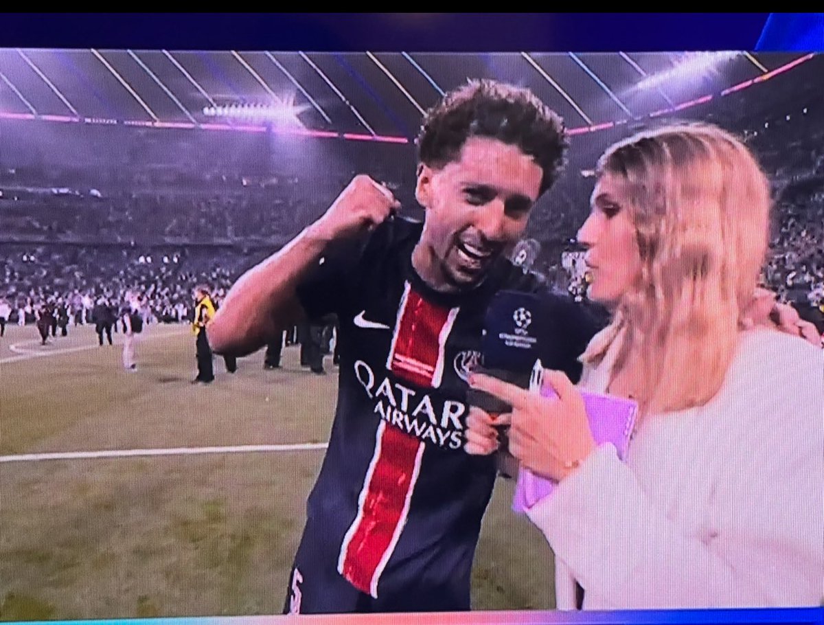 Il pleut ce soir …  merci Marqui ! <a href="/PSG_inside/">Paris Saint-Germain</a> #PsgInter #PSG #TeamPSG #UCLFinal2025 #ParisSaintGermain