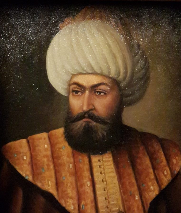 Bilinenin aksine İstanbul'u ilk fetheden Osmanlı padişahının Orhan Bey olduğunu biliyor muydunuz? 

Orhan Bey, o dönemde İstanbul olarak adlandırılmayan bölgeyi 1329'da Bizans ile yapılan Palekanon (Maltepe) savaşı sonucunda günümüz İstanbul'unun anadolu yakasını fethetmiştir.