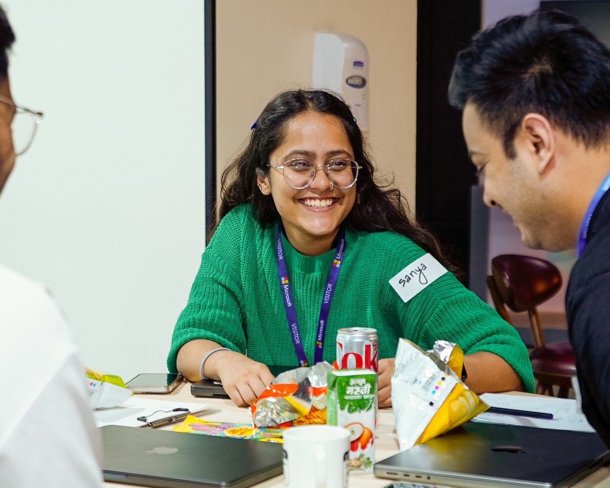 Over 100 hackers are grinding away on some amazing projects at SPC's Curiosity Hackathon in Bangalore! 

Stay tuned for final demos... 💻