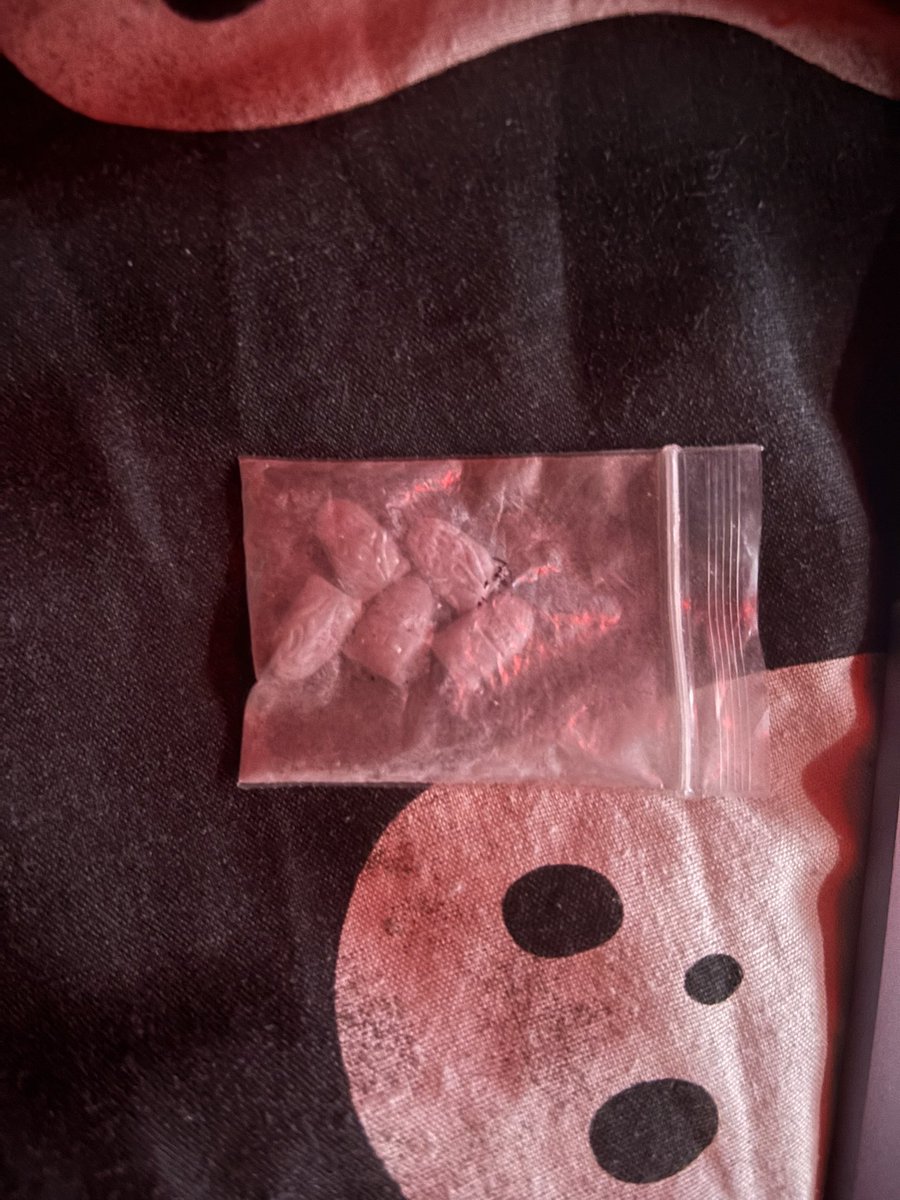 boneimia's tweet photo. this and a horror movie marathon 🍃💊

#drugtwt #edtwt https://t.co/MRNuk06zKK