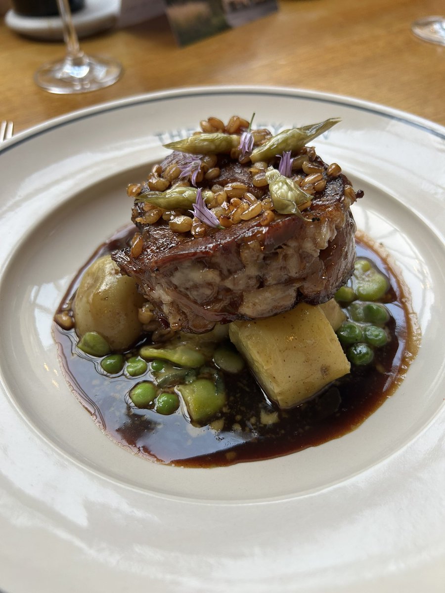 Russ Leighton tweet media