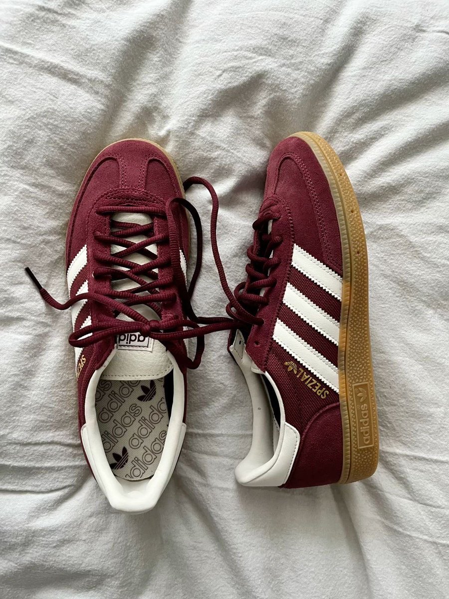 SelectOutfit's tweet photo. cherry red spezial 🍒 https://t.co/WkhAFpeym5