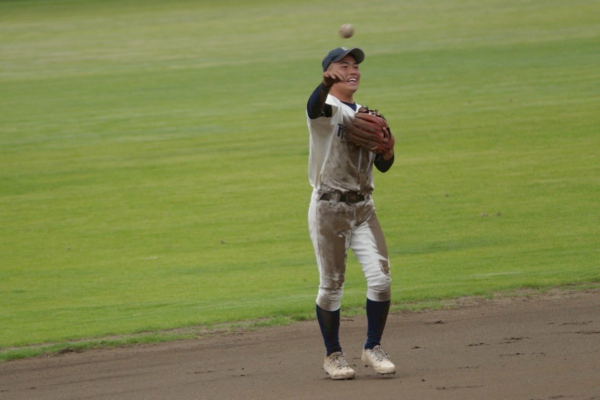 夏へ向けユニフォーム真っ黒で守備力もアップですね⚾️ノーエラー
