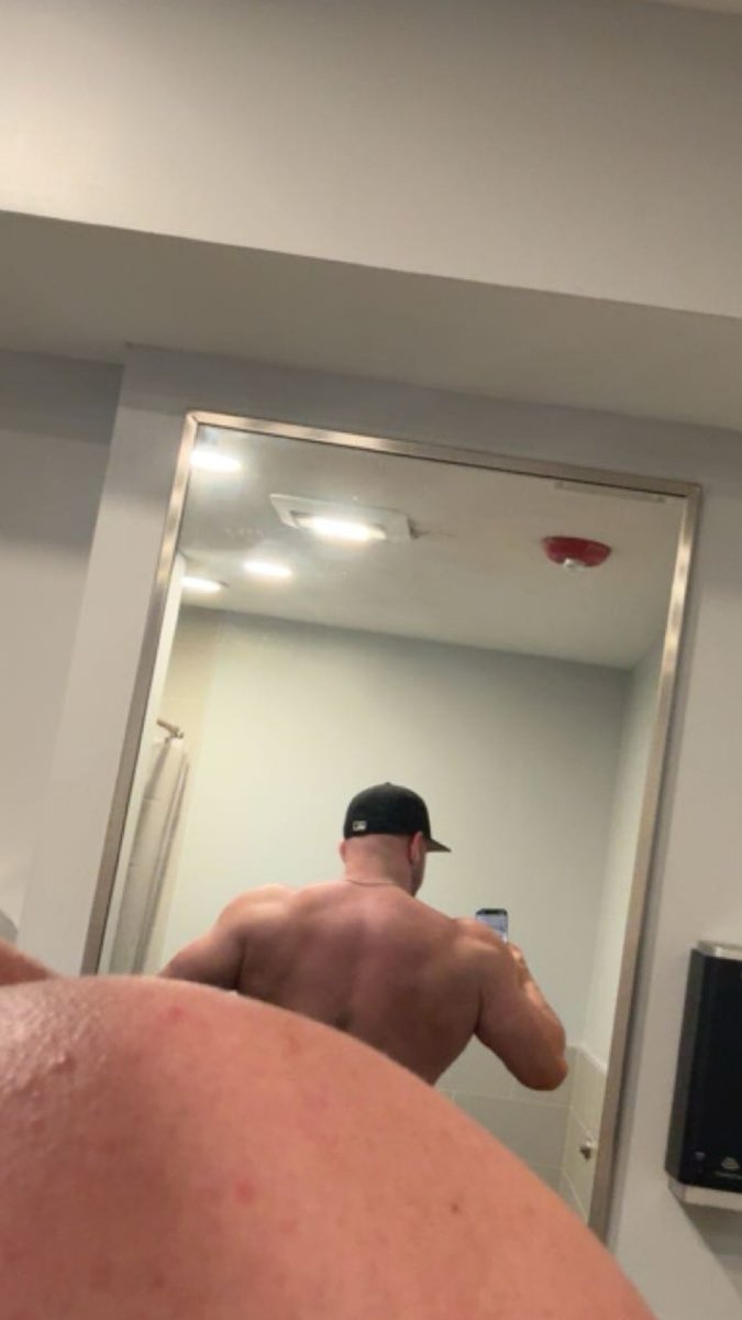 Pumpies. But like in your butt tho.