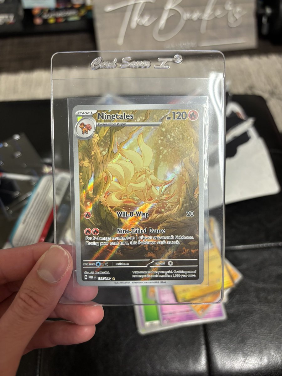BunkTCG's tweet image. Best pull from this weekend! Decided to grab an overpriced 2 pack blister from Walgreens and it paid off. Obsidian has been treating me quite well.