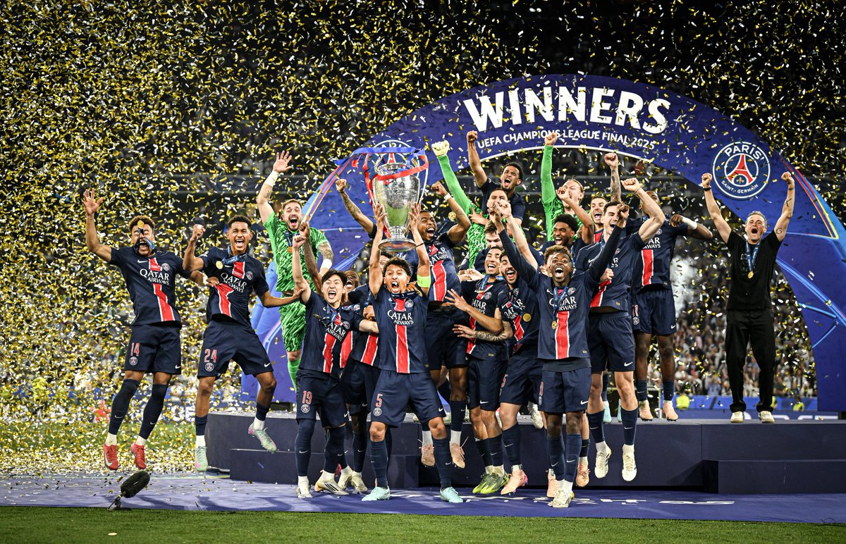 A night to remember for PSG after lifting the Champions League trophy for the first time 🏆