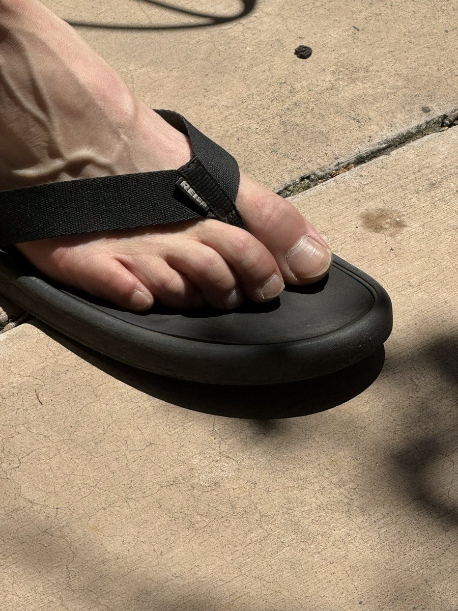 AFlipFlopGuy's tweet photo. Some finds at today’s Pride event. 

#bigfeetmen
#bigfeetguys
#malefootworship
#footfetishnation
#malefeet #gayfeet
#footfetish #feetpics #soles
#mensfeet #footworship #barefeet #gaymensfeet #malefeet #FeetPictures #feetpic #toes #publicfeet #feetfinder #feetpic #flipflops #feet https://t.co/j4IUGx8wPs
