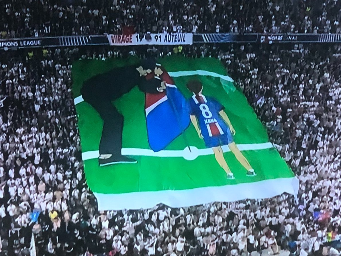 CuriosidadesEU's tweet photo. QUE FODA! https://t.co/vLYhGIxCQV