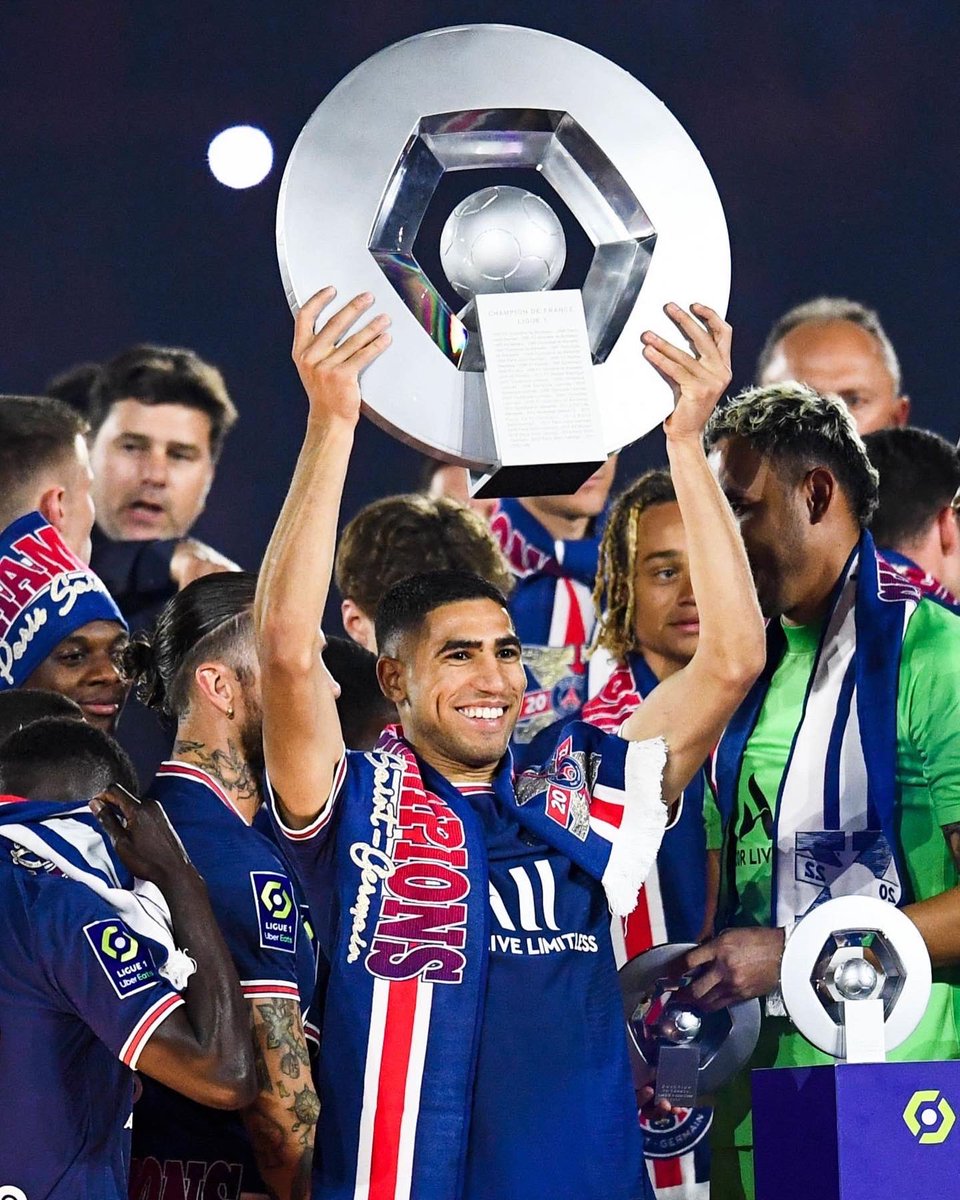 AfricaFactsZone's tweet photo. Achraf Hakimi wins his second UEFA Champions League.

He has played with Messi, Ronaldo, Mbappe, Neymar, Benzema, Haaland, Bale, Marcelo, Lukaku, Ramos and Dembele.

He has played for Real Madrid, PSG, Inter Milan and Dortmund.

He has won 2 UEFA Champions League, UEFA Super Cup, FIFA Club World Cup, Serie A, 4 Ligue 1, 2 Coupe de France, 3 Trophée des Champions, Supercopa de Espana,  DFL-Supercup.

He has won an Olympic Bronze medal and reached the FIFA World Cup Semi Finals with Morocco.