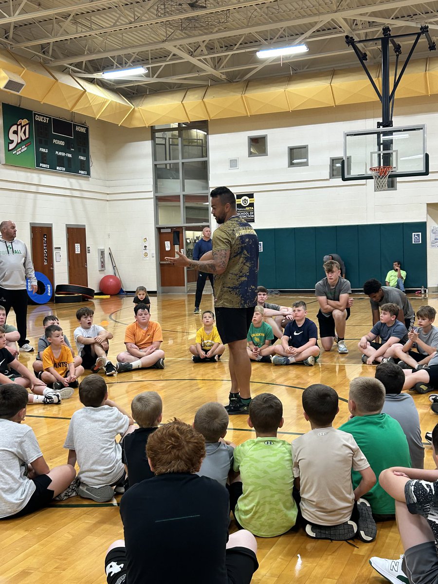 ❗️JUICE❗️ (@justice_bishop) on Twitter photo Appreciate the invite from <a href="/GCHSFBall/">Green County Football</a> to give back to the community that raised me! The message was clear.
"Hard work is UNDEFEATED! Dream BIG! 🏈🏈💪🏽"Love speaking to the next generation! Hopefully one of these guys is the next from GC to be a pro athlete! #football #motivation Appreciate the invite from <a href="/GCHSFBall/">Green County Football</a> to give back to the community that raised me! The message was clear.
"Hard work is UNDEFEATED! Dream BIG! 🏈🏈💪🏽"Love speaking to the next generation! Hopefully one of these guys is the next from GC to be a pro athlete! #football #motivation