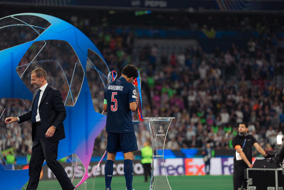 Paris Saint-Germain tweet media