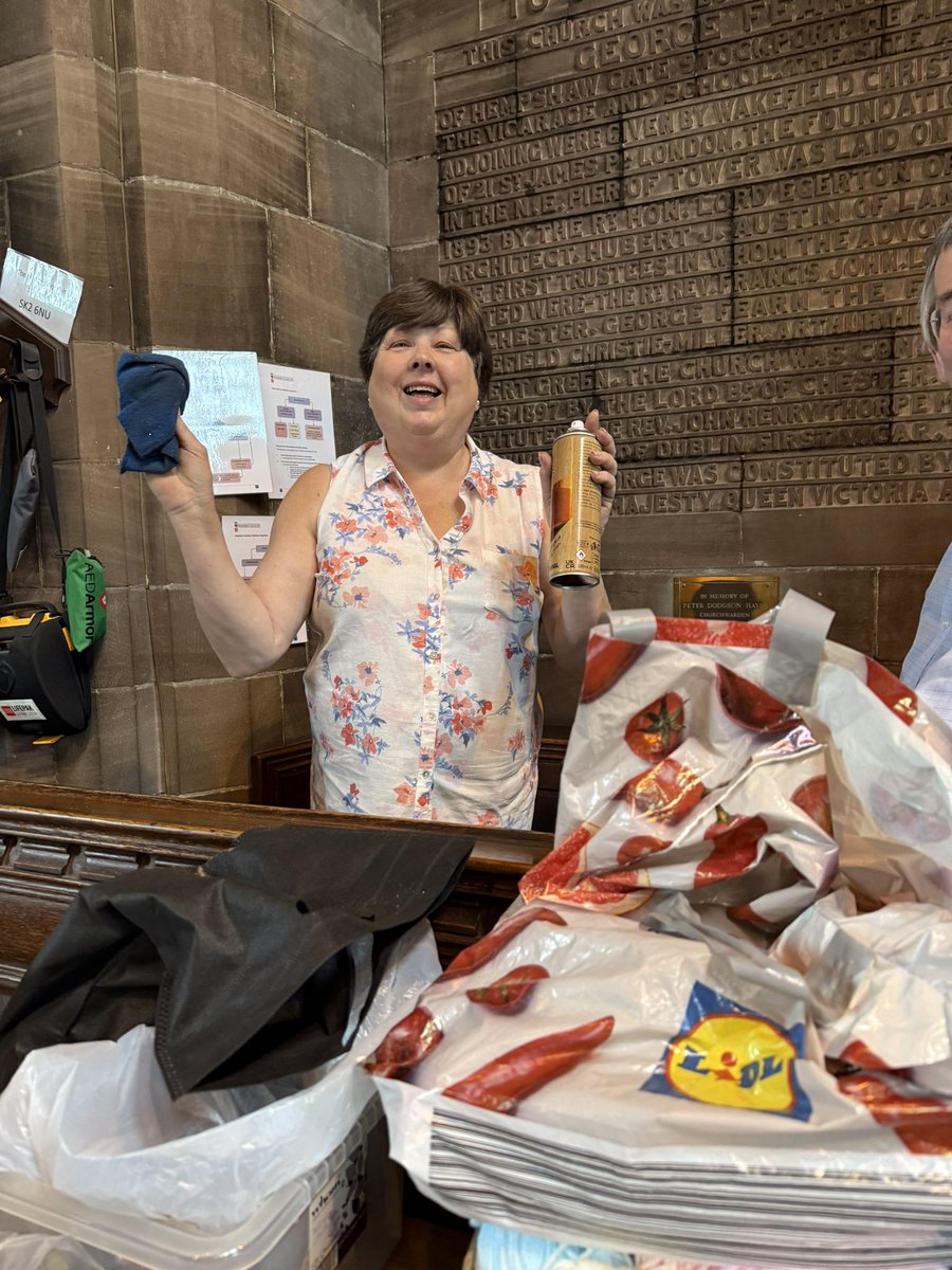 TheReverendVet's tweet photo. Thank you to everyone who turned up for our Big Clean Day today!! Wait till you see the church tomorrow. Lovely and clean and tidy π§Ήπ«§π§Όπ§½ #springclean #RevVet #churchfamily #churchofengland https://t.co/6CB94qA2LS