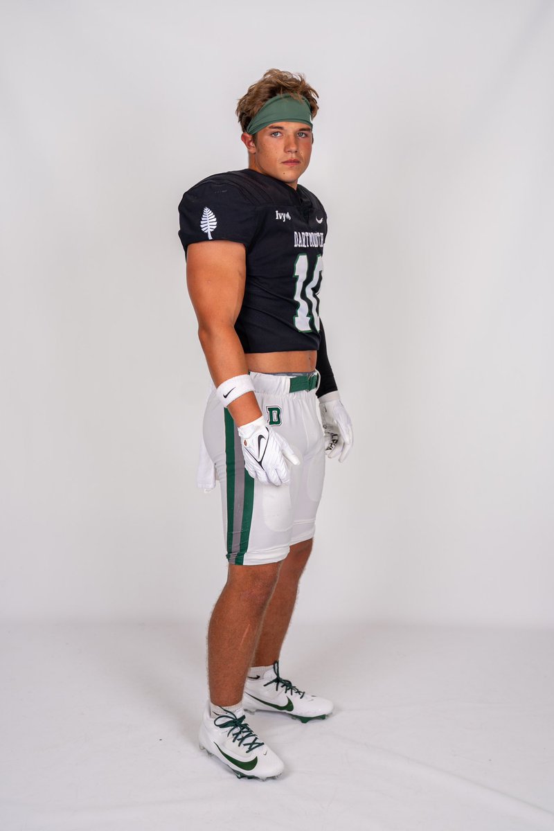jjbolz3's tweet image. An absolutely amazing OV in The Woods! Thank you @DartmouthFTBL for a once in a lifetime weekendππ²
@Coach_McCorkle
@coachirishodea
@coach_dobes
@CoachEBrenss
@grayson_kline
@CoachBracken
@CoachShaneMonty
@CoachRodeBV
@CoachVillegasBV