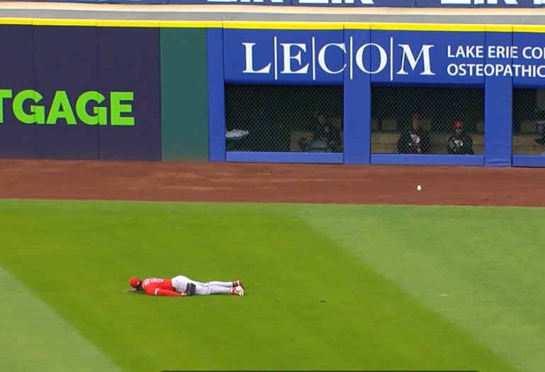 The Angels outfield produces at least 1 hilarious error picture per season. Here is the 2025 edition