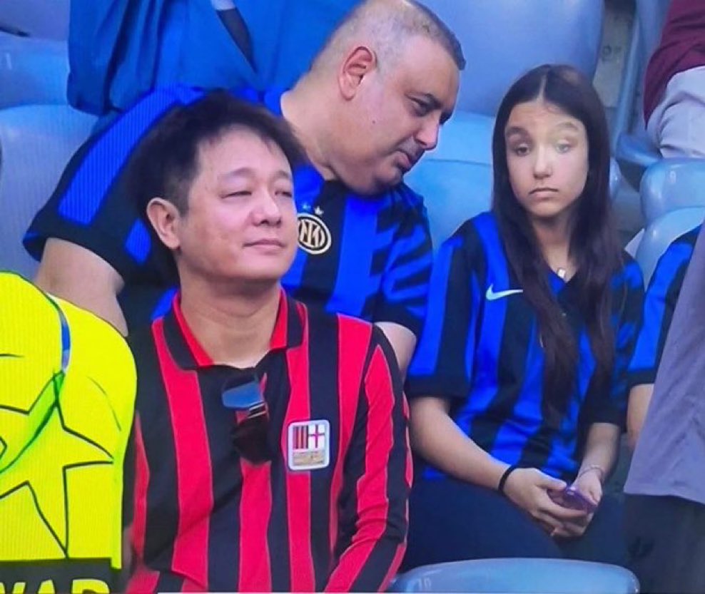 Questo qui è andato a Monaco, si è seduto in mezzo ai prescritti e si è goduto la 5toria mentre veniva scritta con le lacrime nerazzurre.

Che dire?