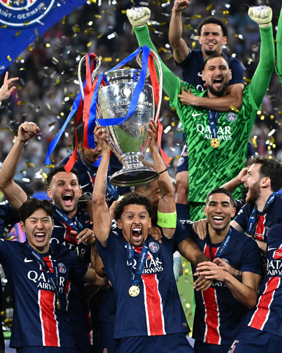 top14rugby's tweet image. Savez vous quel point commun auront les maillots de l'@UBBrugby et du @PSG_inside la saison prochaine ?...⭐️
Deux sports différents mais deux victoires retentissantes qui font désormais scintiller éternellement une première étoile européenne 🇫🇷👏
#Ligue1 🤝#TOP14