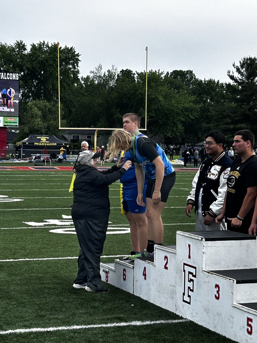 Unbelievable to do what he did in the way it went down. 13 seed advances to the state meet. So proud of this kid.