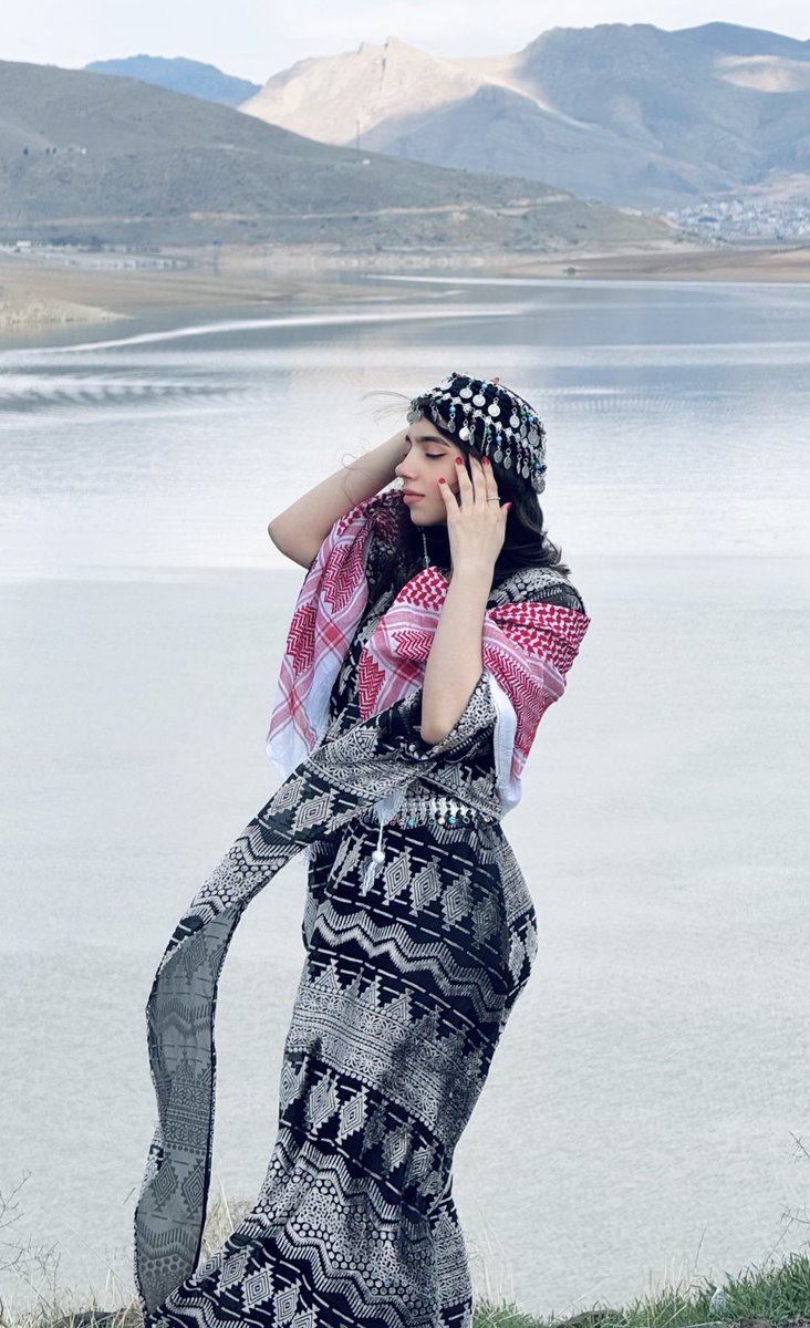 دختر کورد.🤍