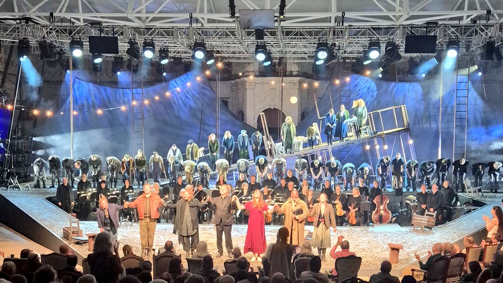 Ed Beveridge (@dredbeveridge) on Twitter photo Well well. Turns out Wagner sounds GOOD at <a href="/operahollandpk/">Opera Holland Park</a> - this performance was a blast.
Some nice, big voices too...
#OHPDutchman Well well. Turns out Wagner sounds GOOD at <a href="/operahollandpk/">Opera Holland Park</a> - this performance was a blast.
Some nice, big voices too...
#OHPDutchman