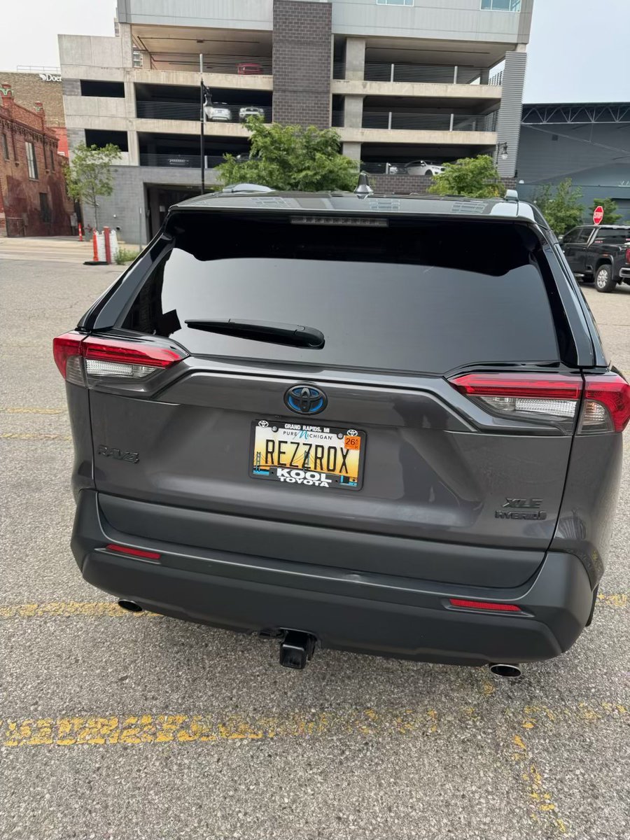 Ok , whoever you are I approve of your license plate 😂😂😂