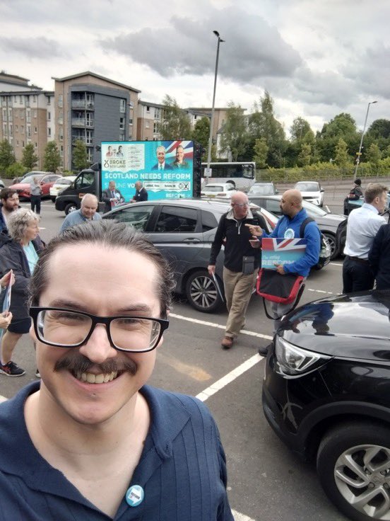 The Reform Daily (@reformdaily_) on Twitter photo 🔥 Phenomenal turnout for the last Saturday of the campaign, shares <a href="/AllanDLyons/">Allan Lyons</a>!
“Thanks to everyone who travelled in from Stirling, Manchester, Liverpool & beyond. A genuine pleasure meeting you all - loved the energy!”
Vote <a href="/CllrRossLambie/">Cllr Ross Lambie</a> 🗳️
#ReformUK 🔥 Phenomenal turnout for the last Saturday of the campaign, shares <a href="/AllanDLyons/">Allan Lyons</a>!
“Thanks to everyone who travelled in from Stirling, Manchester, Liverpool & beyond. A genuine pleasure meeting you all - loved the energy!”
Vote <a href="/CllrRossLambie/">Cllr Ross Lambie</a> 🗳️
#ReformUK