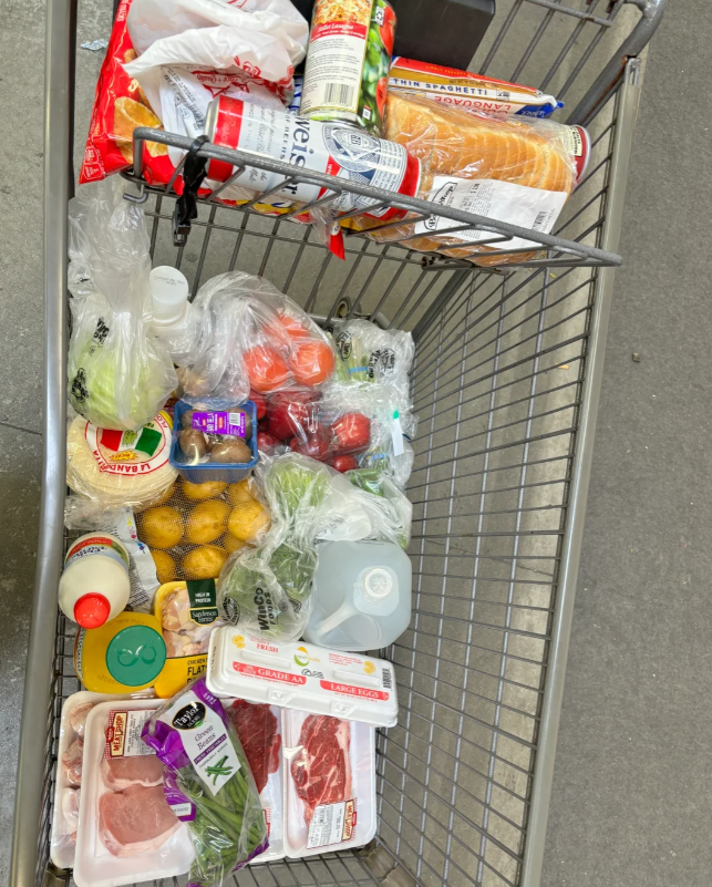 eli2134567's tweet photo. Solve the meals for a week? https://t.co/ANwdhnNmPv